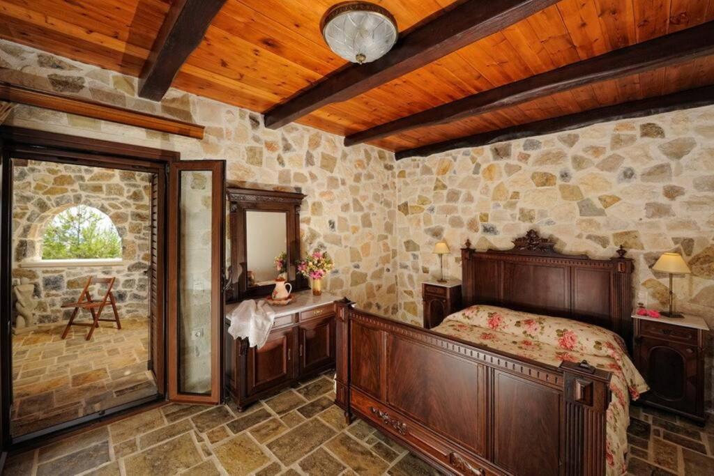 Villa Stone House With Sea View Achlia Exterior foto
